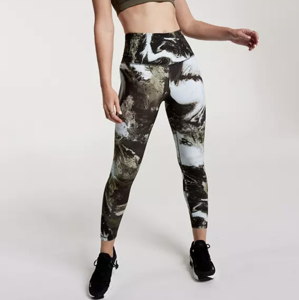 NWT CALIA Women's Core Essential 7/8 LeggingClose Size XS